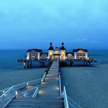 Louisa - Liegestuhl 45 *